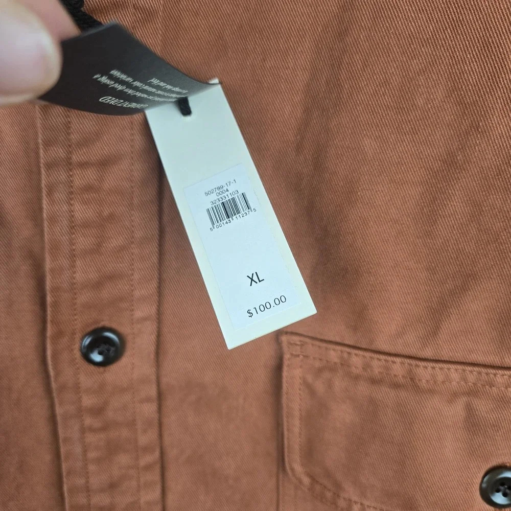 Banana Republic please look